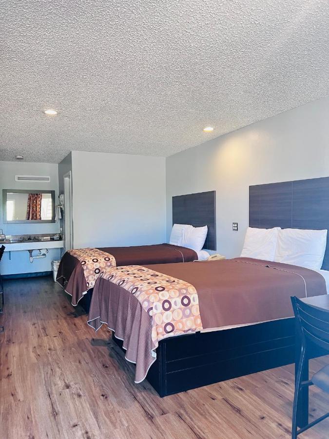 Coachway Inn Luling Экстерьер фото